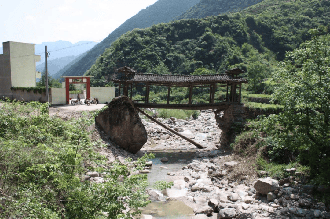 南丝路上古廊桥‖张雪梅 陈怡_河南站_河南乡_汉源县