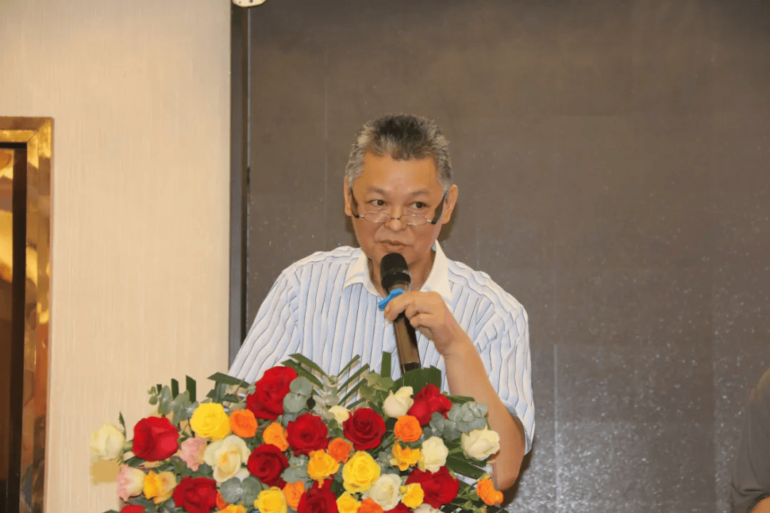 印象三星堆——龚光万作品研讨会在蓉举行