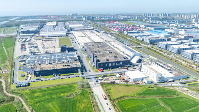 特斯拉上海储能超级工厂再提速，储能业务增长有望超越汽车