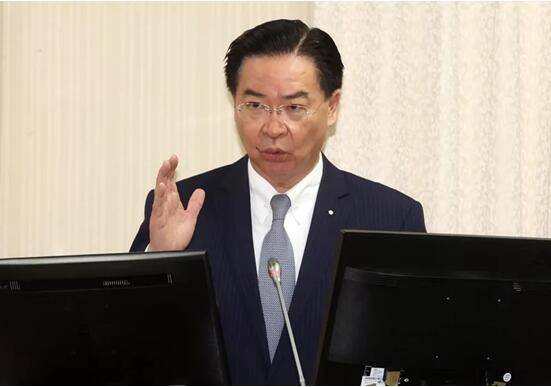 吴钊燮"林北"措辞惹议后自称"乡下人",彰化县长王惠美批:自我辩解