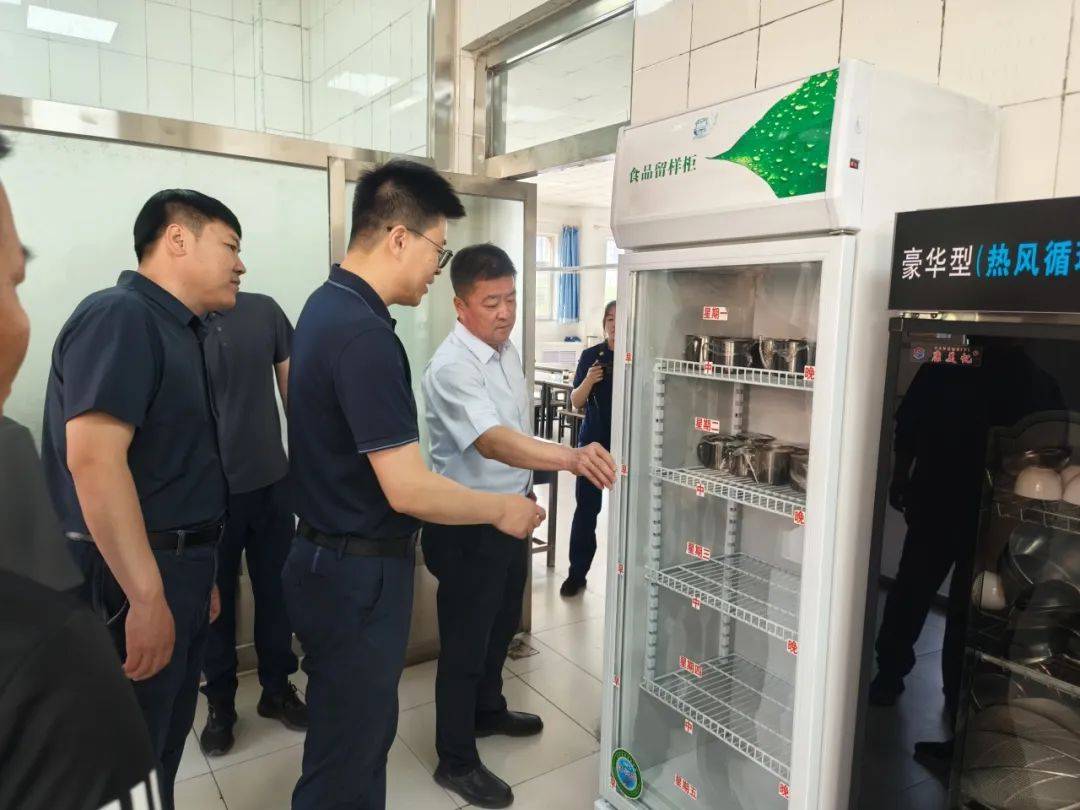 【聚焦】准格尔旗人民政府副旗长张亚男开展第二季度食品安全包保督导