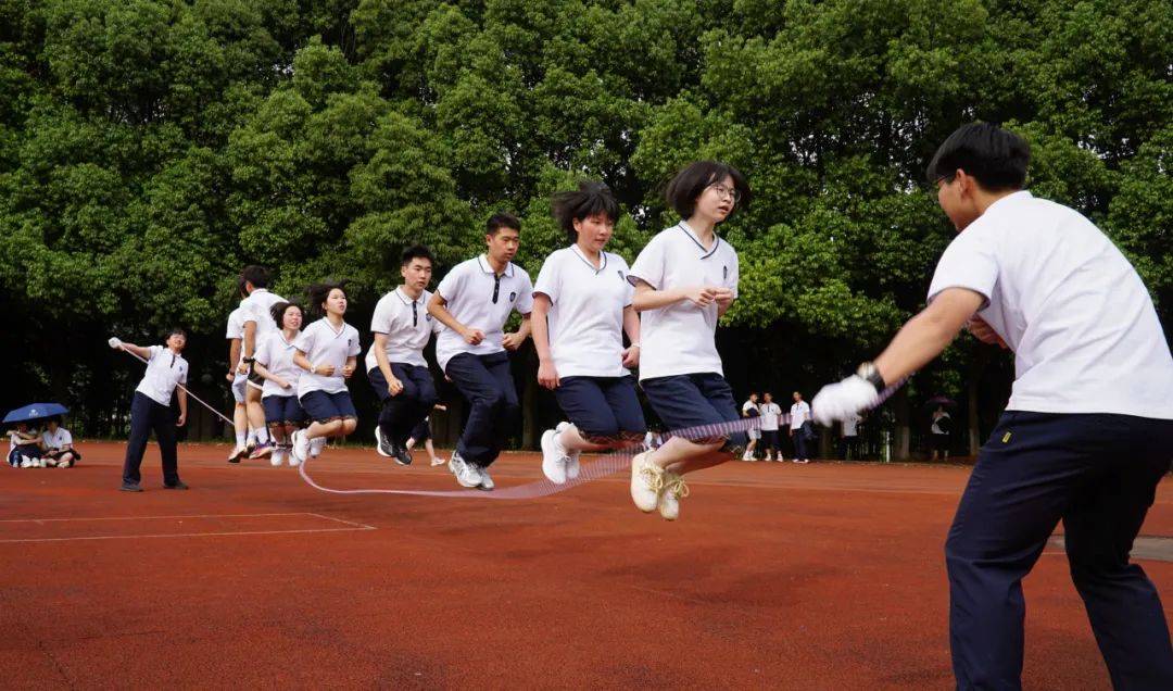 阳光运动 释放心灵——澄潭中学第十五届春季运动会