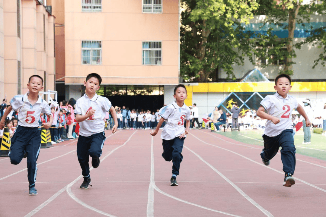 挥洒少年汗水 拓下青春印记——西安交通大学附属小学2024年春季田径