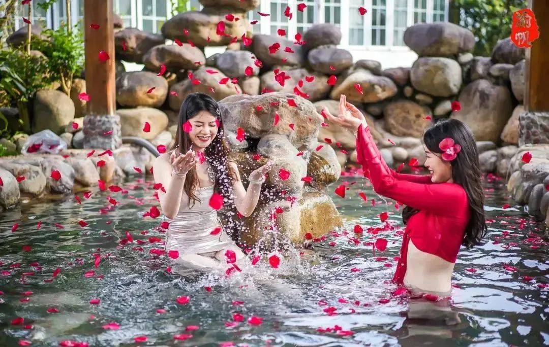 廊氡一梦顺心来-自驾之旅_氡泉_泰顺_灯光