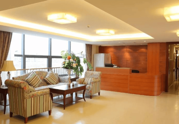 上海浦东中高端养老院咨询电话,网站首页 ,电话和联系