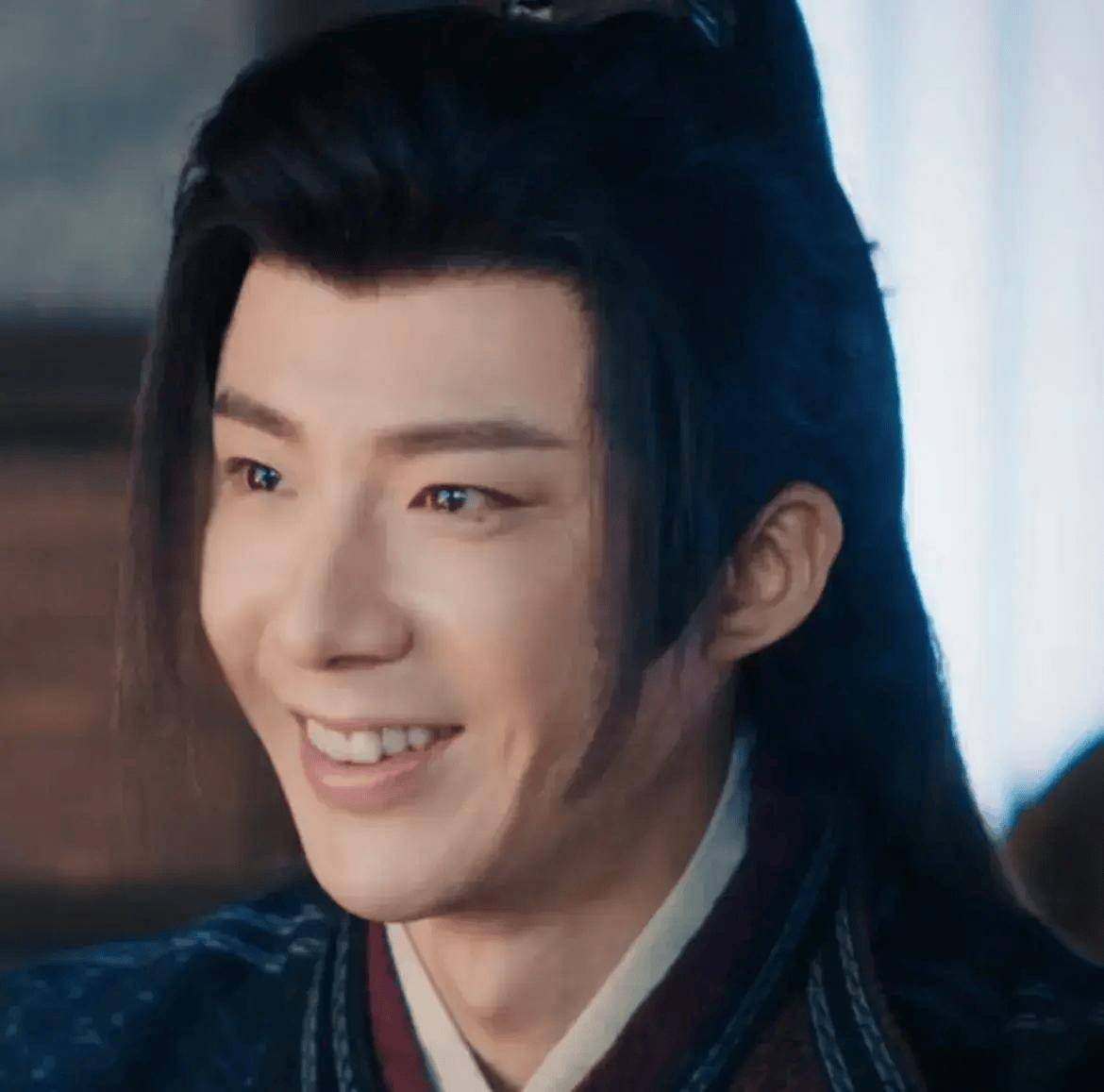 看了这8位明星的"换脸史",不得不信,红气养人才是最邪整容术