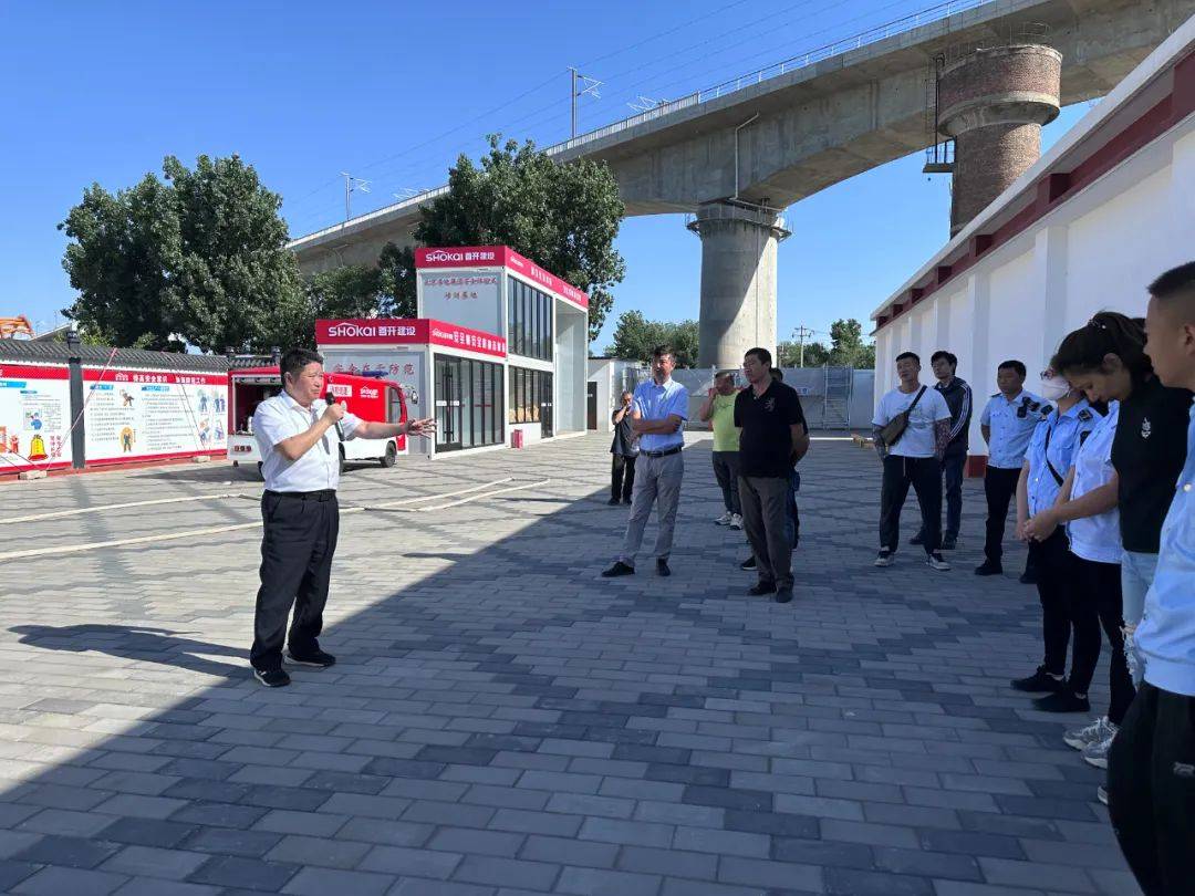 宛平街道开展防灾减灾体验及应急演练培训