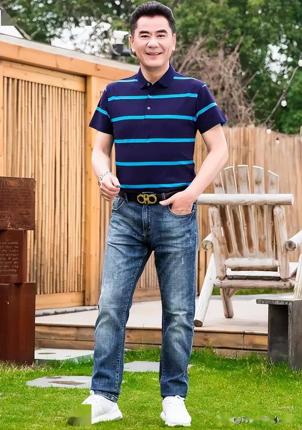 中年男人,夏天穿牛仔裤土到掉渣?学这4种搭配,时尚减龄又帅气