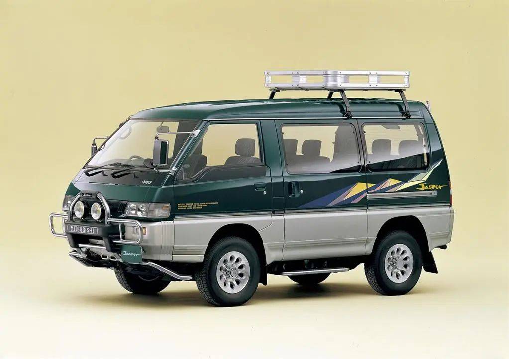 "东南得利卡旗舰版",1993款顶配l300,五个天窗,六套窗帘