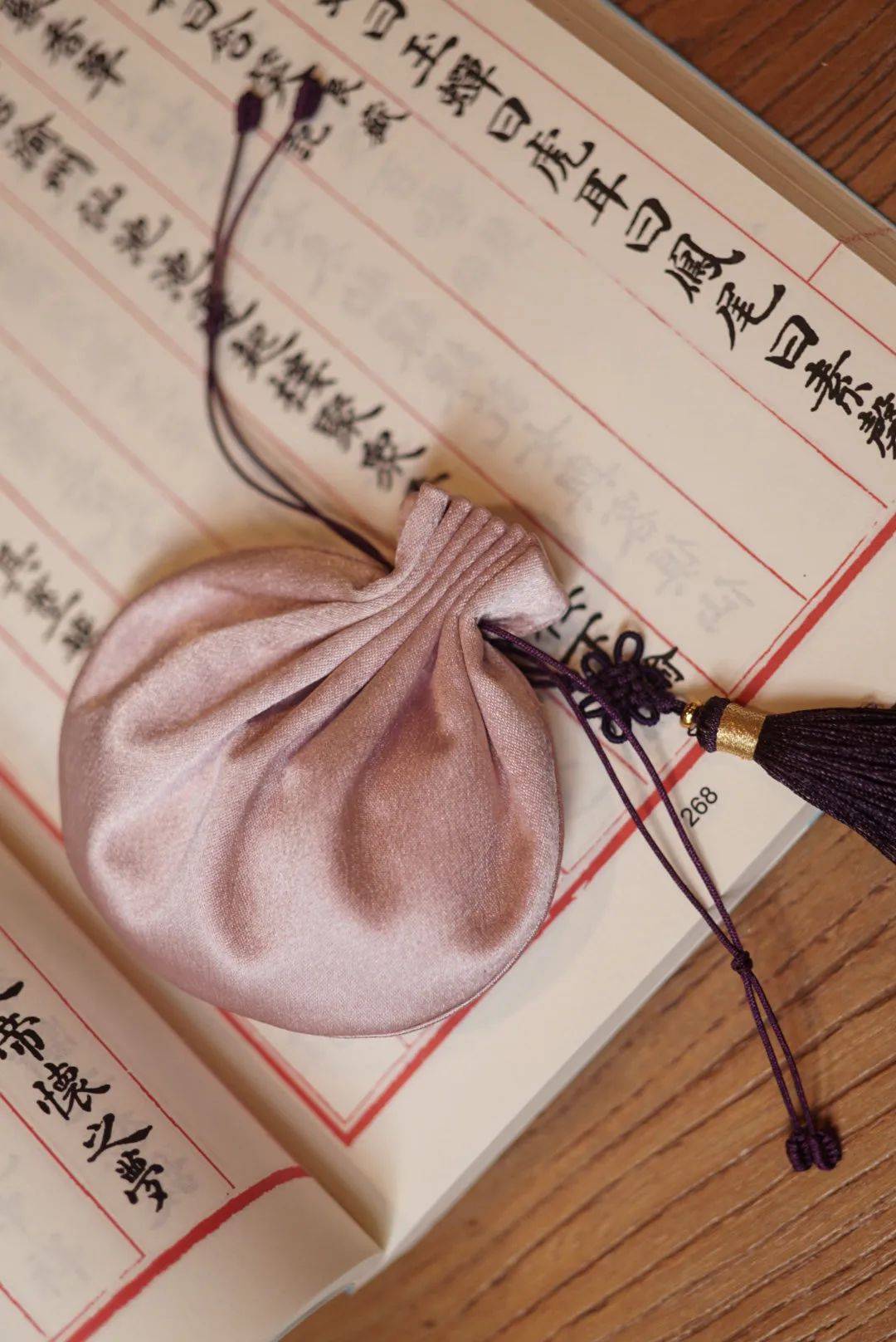 颜值超能打,除湿驱蚊的香囊,夏天就靠它了!