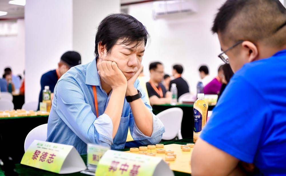 广州文化公园第九届"文园杯"象棋公开赛收枰