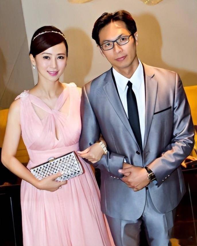 "人间尤物",嫁富豪后惨遭家暴,二婚嫁教练高龄产女_翁虹_伍伟杰_影片