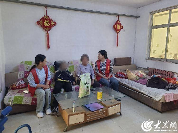 济宁高新区洸河街道明泰社区开展"全国助残日惠民政策宣讲暨走访慰问"