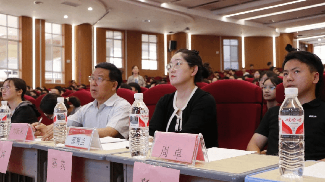 桂林市宝贤中学,广西师大附中隆重举行2024年"和韵宝积"杯"艺术之星"