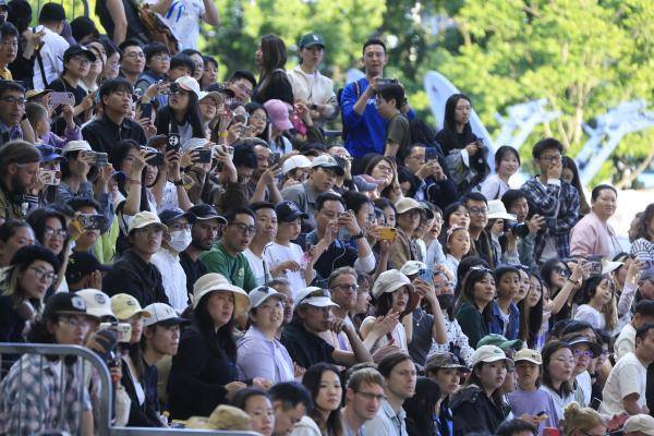 🌸中国新闻社【2024澳门天天六开彩免费资料】_国内首只奥莱REITs获批 首创城发城市运营领域再迎新成果