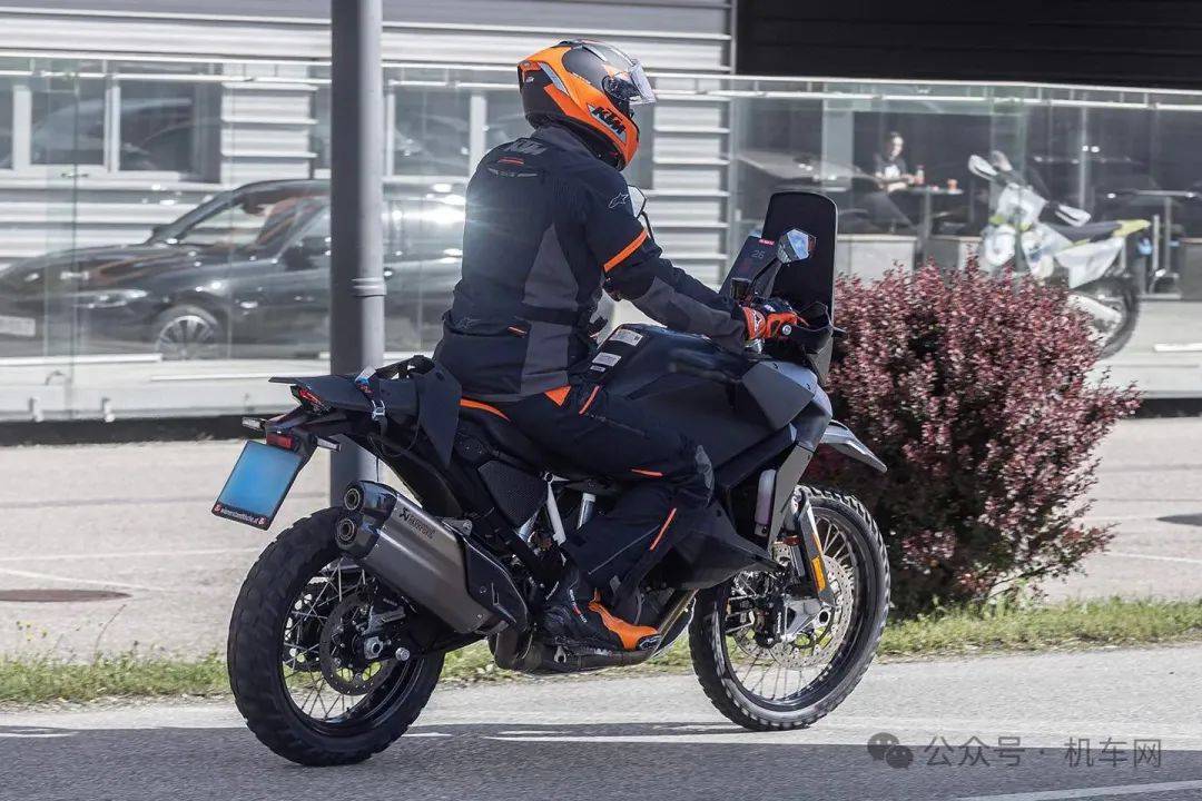 新款"大野驴"曝光,ktm继续加码adv市场_搜狐汽车_搜狐网