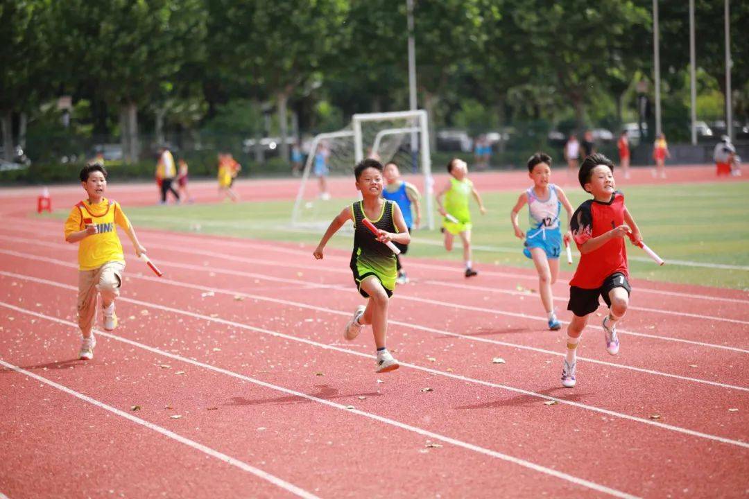 年青少年阳光体育联赛第四十届小学生田径运动会少儿趣味田径比赛落幕