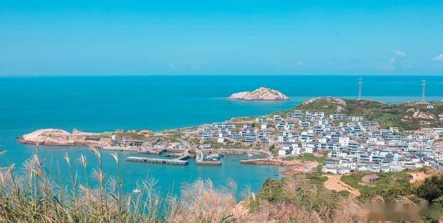 请注意,以上攻略仅供参考,具体行程可能因个人喜好和实际情况而有所