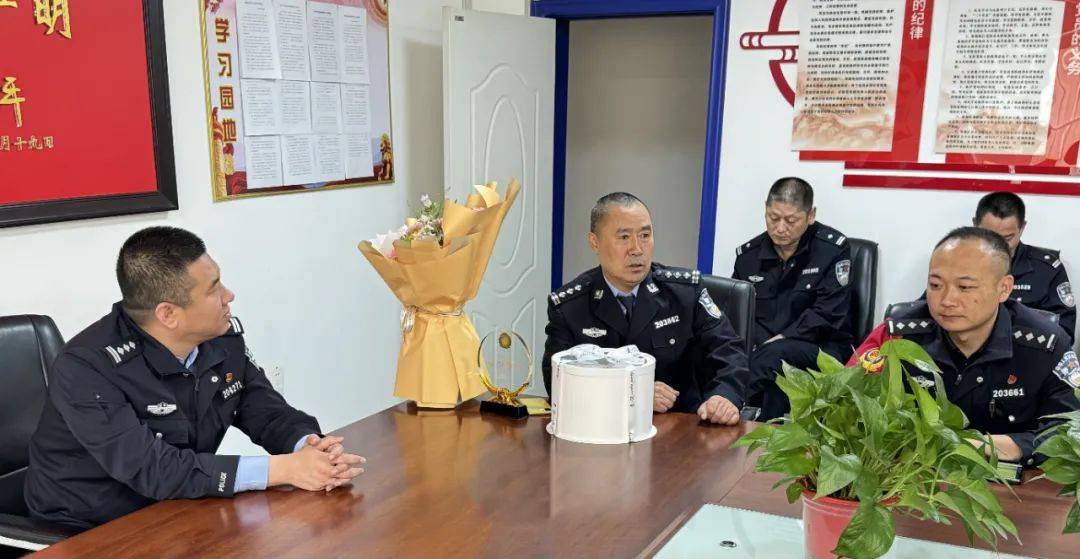 进一步激发广大民警干事创业的热情,5月12日,吉林市公安局龙潭分局
