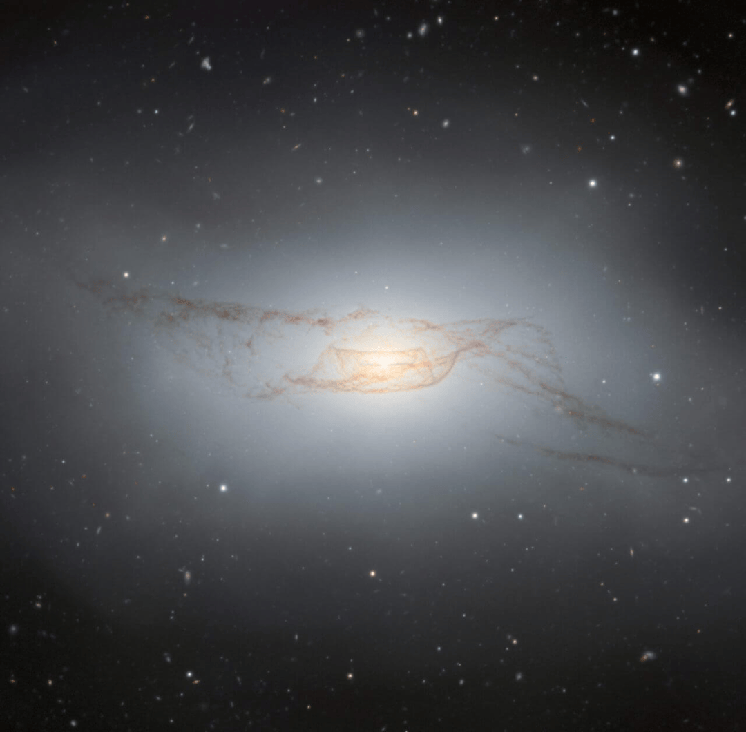 叙说过往的尘埃带——室女座方向的透镜状星系ngc 4753