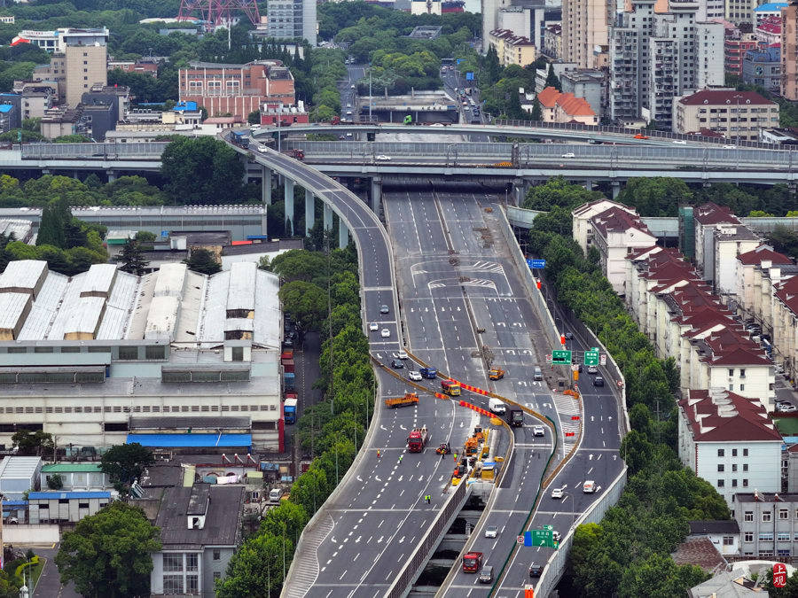 s20外环高速泰和路高架桥修复养护工程主线全长4065米,主要施工内容为