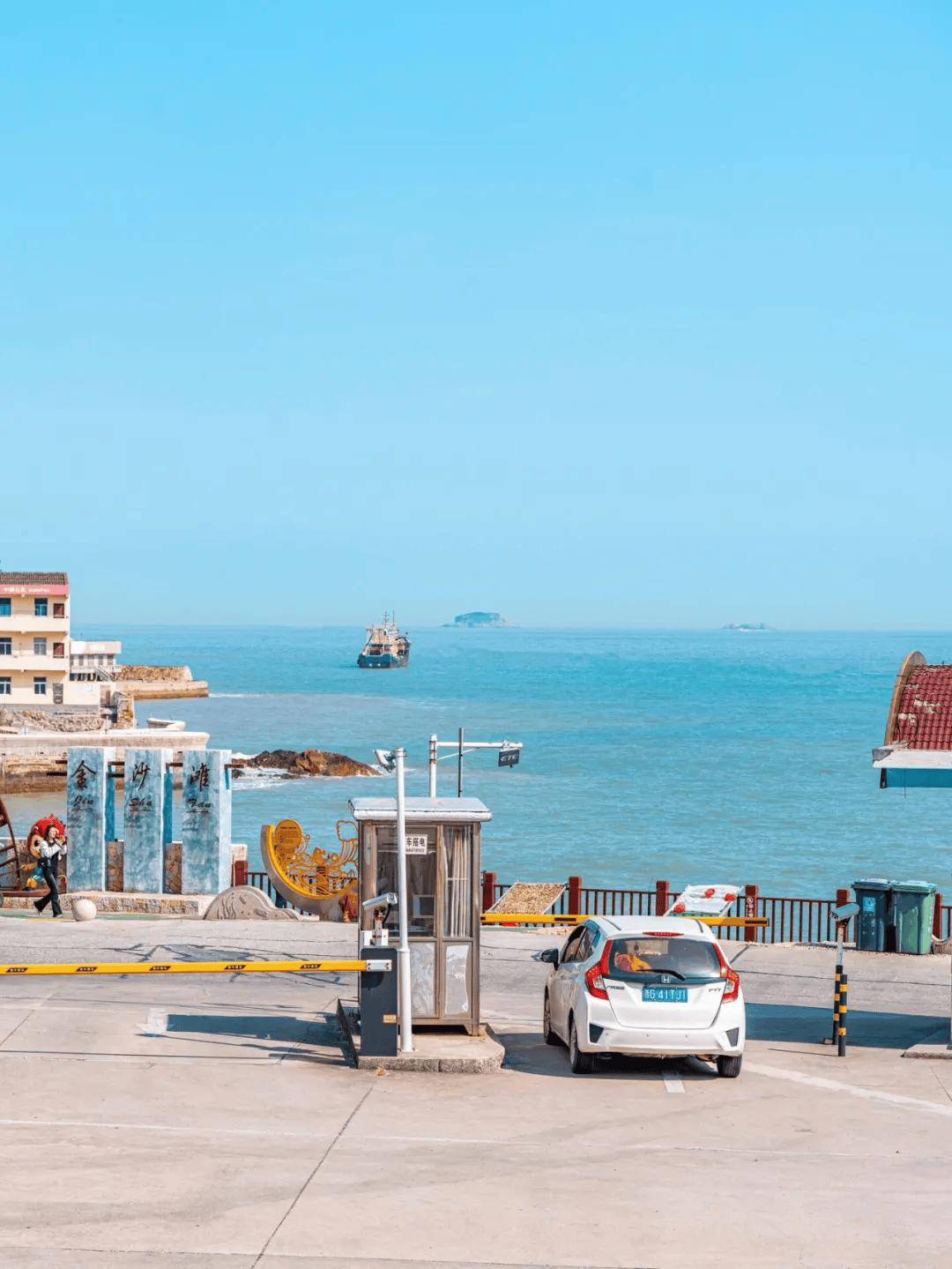 海景不输东极岛,黑沙滩超出片,小海鲜浙江第一