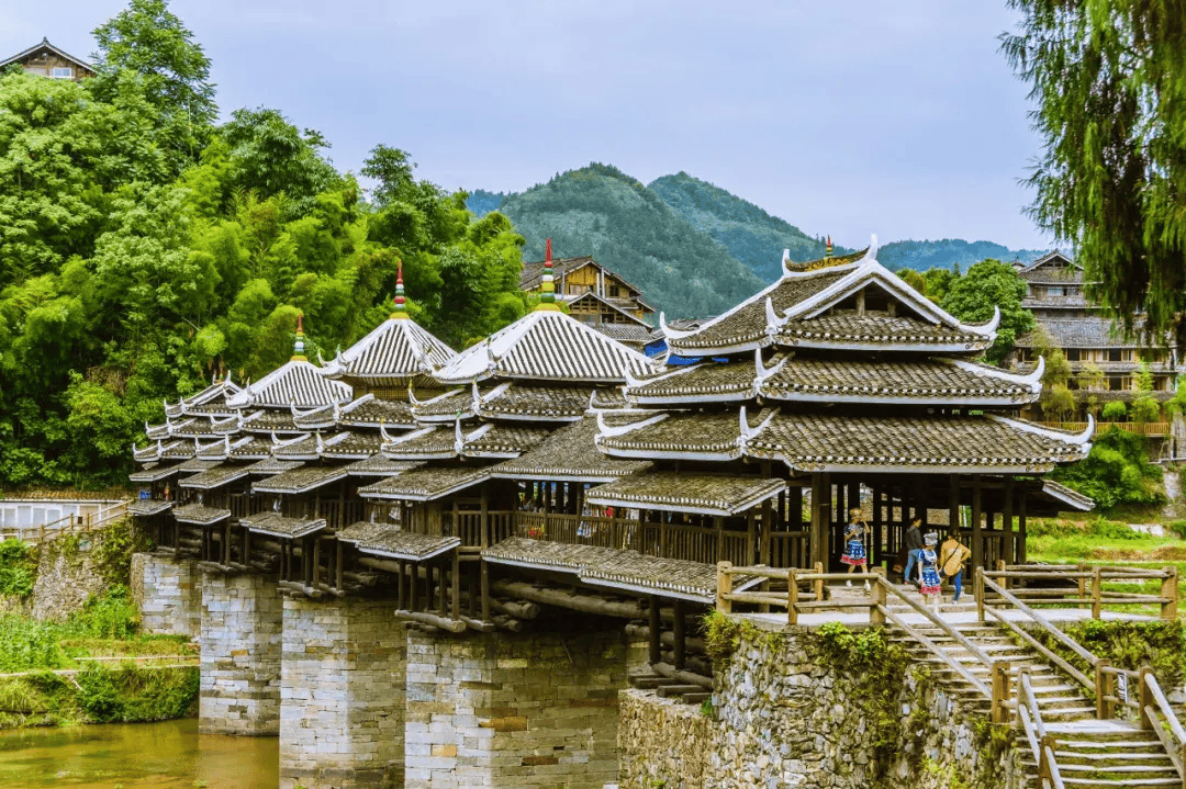 广西与贵州交界有个县,名气不大却出了多个世界之最,让人惊叹