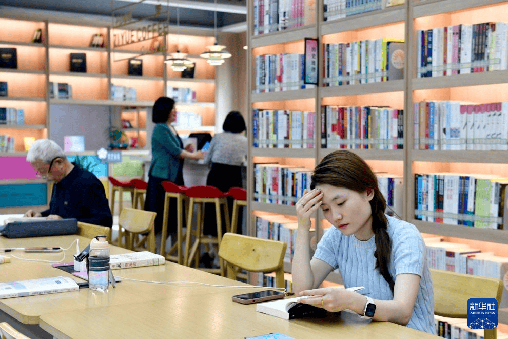 晋中日报:澳门一码一肖一特一中准选今晚-城市：第三届城市轨道交通物资管理合约采购论坛成功召开  第3张