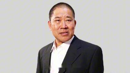 热搜第一！男演员骗88人到柬埔寨从事电诈_李振豪_台湾_诈骗:王海曝演员杜旭东为缅北电诈头目祝寿道歉后，疑又为电诈拍广告:王海爆料演员杜旭东疑