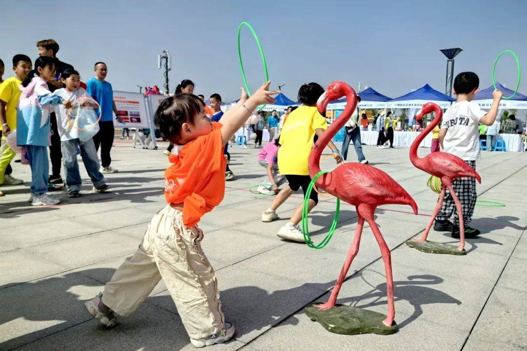 千人接力跑 欢乐过"六一""为爱奔跑" 关爱"小树苗"困境儿童