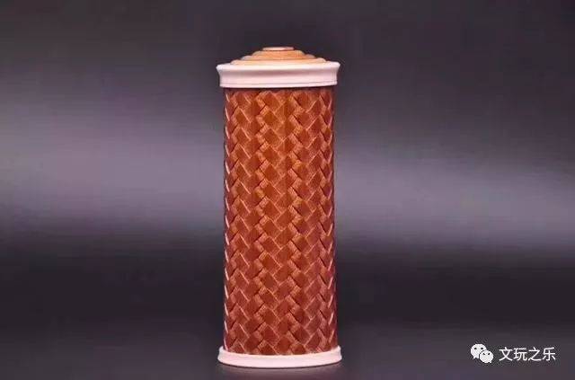 老玉竹海派清刀雕刻竹溪茶叶罐,感受大师干净利落的刀法表现