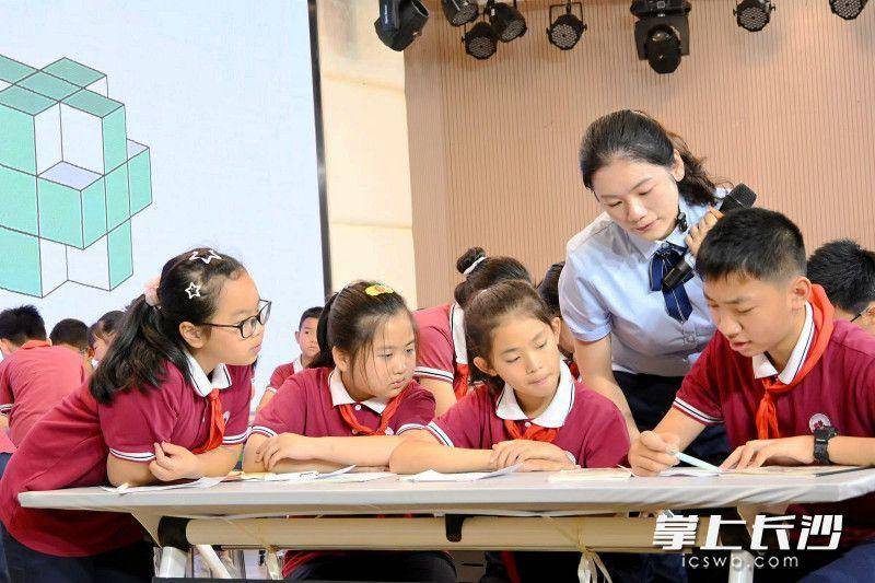 教学水平怎么样竞赛场上比一比,长沙市举行小学数学课堂教学竞赛