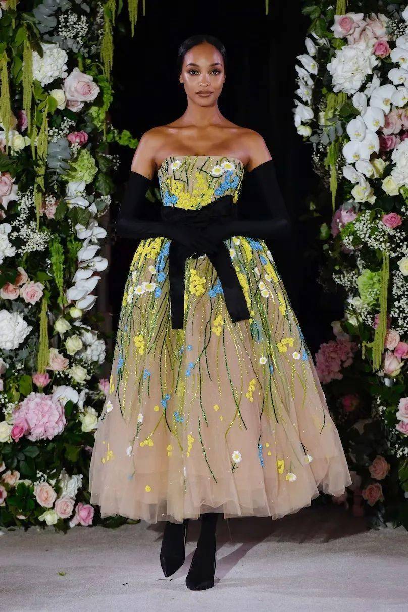 伦敦时装周 2024 年春夏最佳时装秀