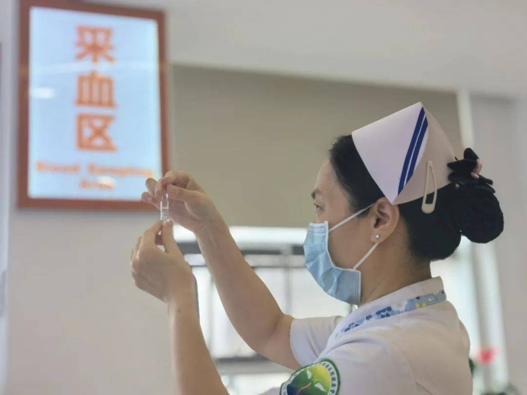 有哪"医"瞬间,打动了你?快来投票啦