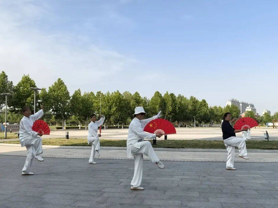 太极拳展演 引领健康生活_健身_肥城_仪阳