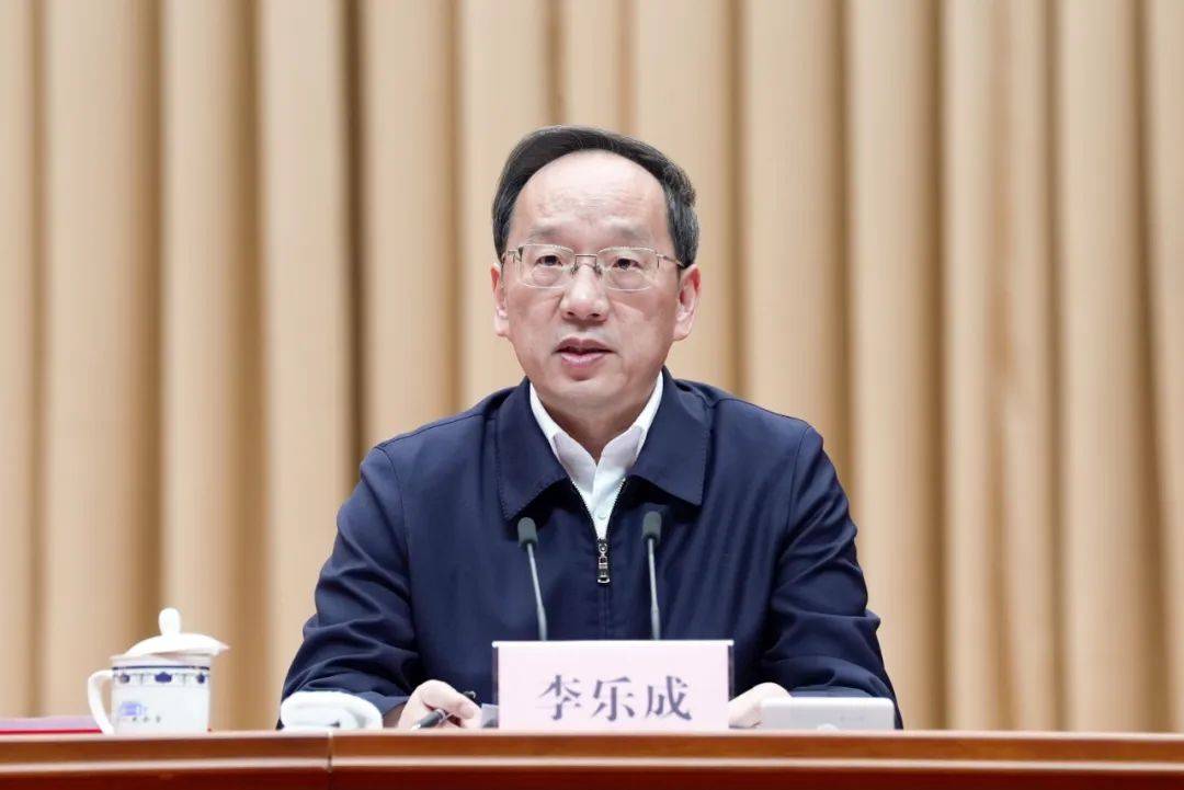 省委常委,组织部部长蒋天宝传达中央有关文件精神,总结"兴辽英才计划"