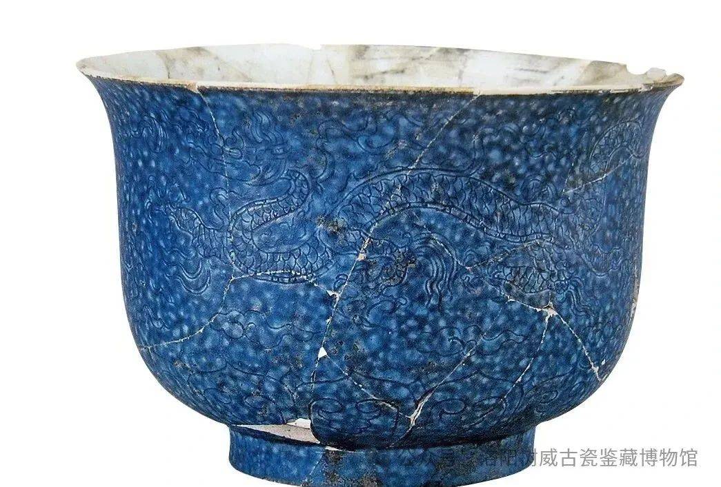 喂鸡盆成稀世珍宝,这种瓷器很神奇