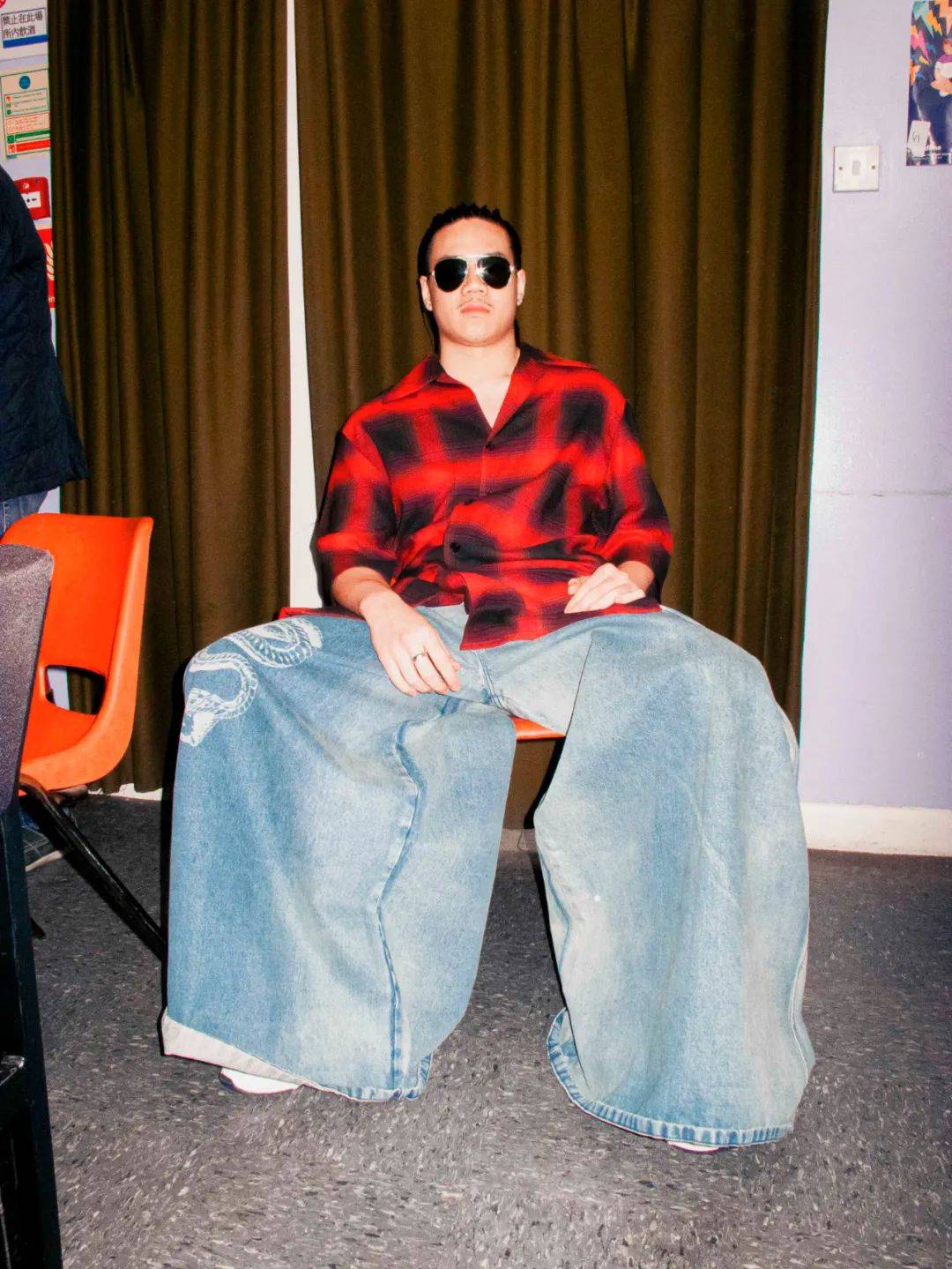 clot x l0501u 03a01n 系列采用 hung la「危险人物」的前卫