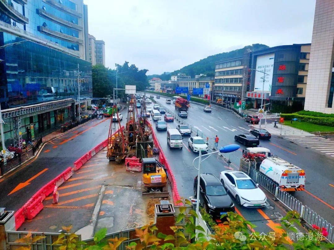 广州12号线小金钟站施工