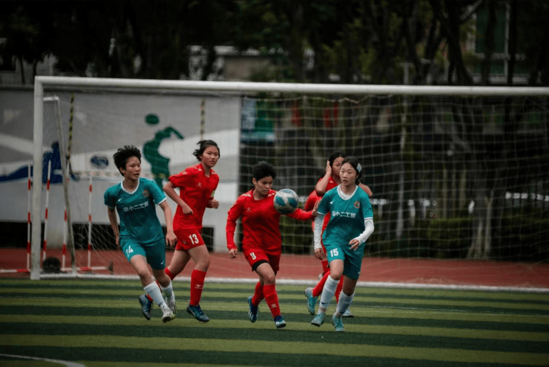 荣耀二附中丨福州教育学院第二附属中学足球队在2024年校园足球春季