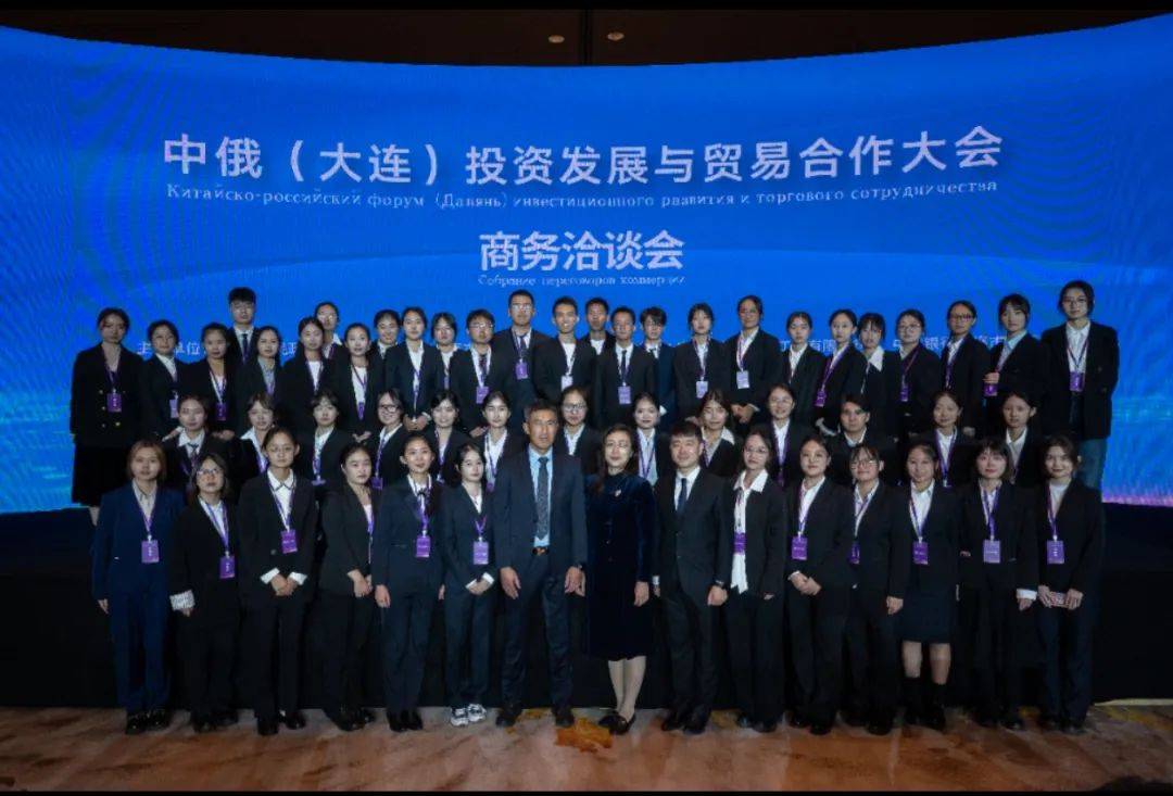 开拓了学生的国际视野;以志愿者身份参与奥运会,世博