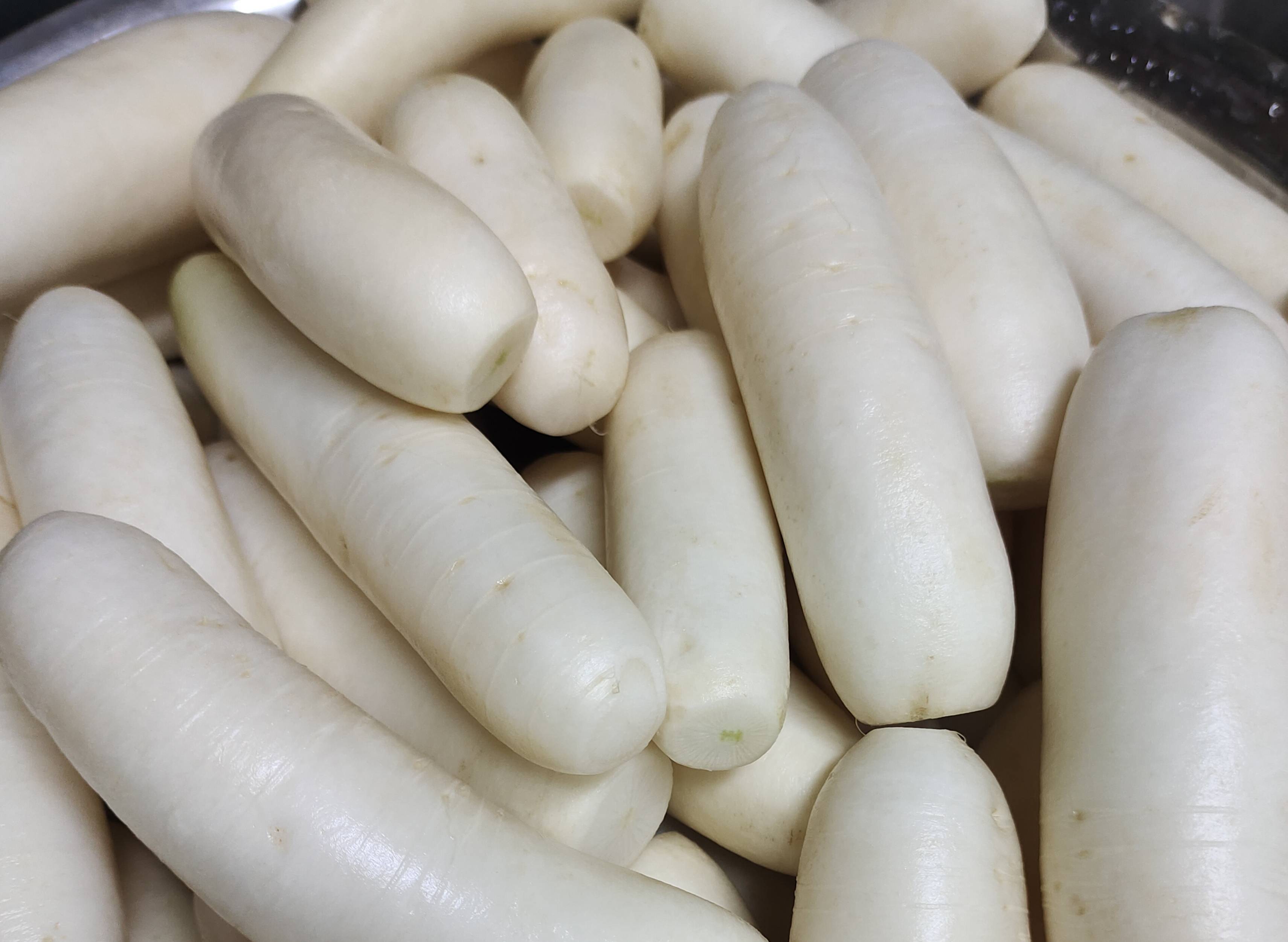 入夏后,不建议买的6种蔬菜,不仅没营养还伤身体