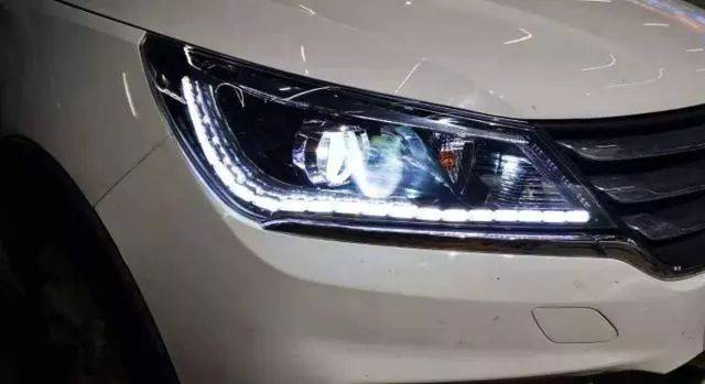 卤素灯,氙气灯,led灯,哪种大灯最好?_搜狐汽车_搜狐网