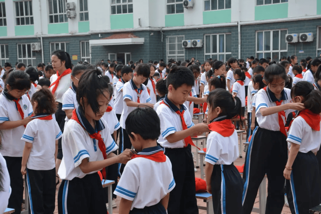 【基层团讯】奋进新征程 做好接班人——东光县第二实验小学新队员