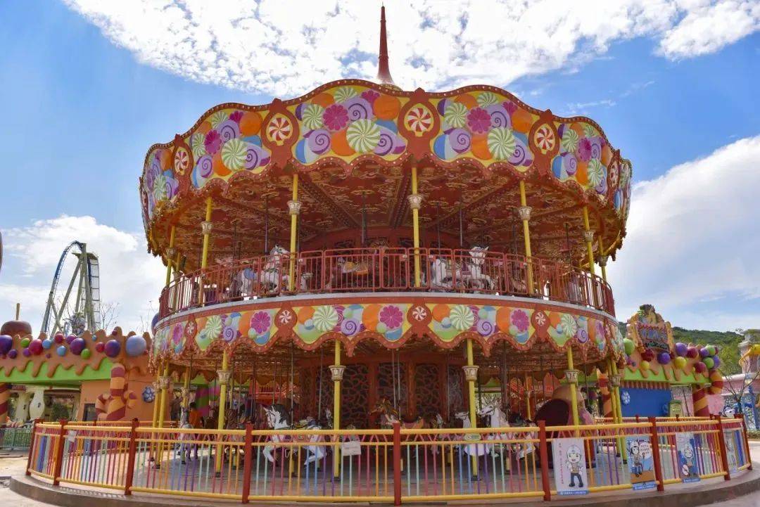 "遨游"无锡融创海世界探索海底"鲸"奇超级萌宠和你隔空贴贴打卡三大