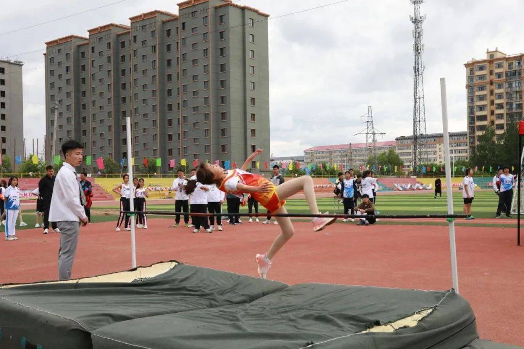 2024年汤原县中小学生田径运动会隆重开幕