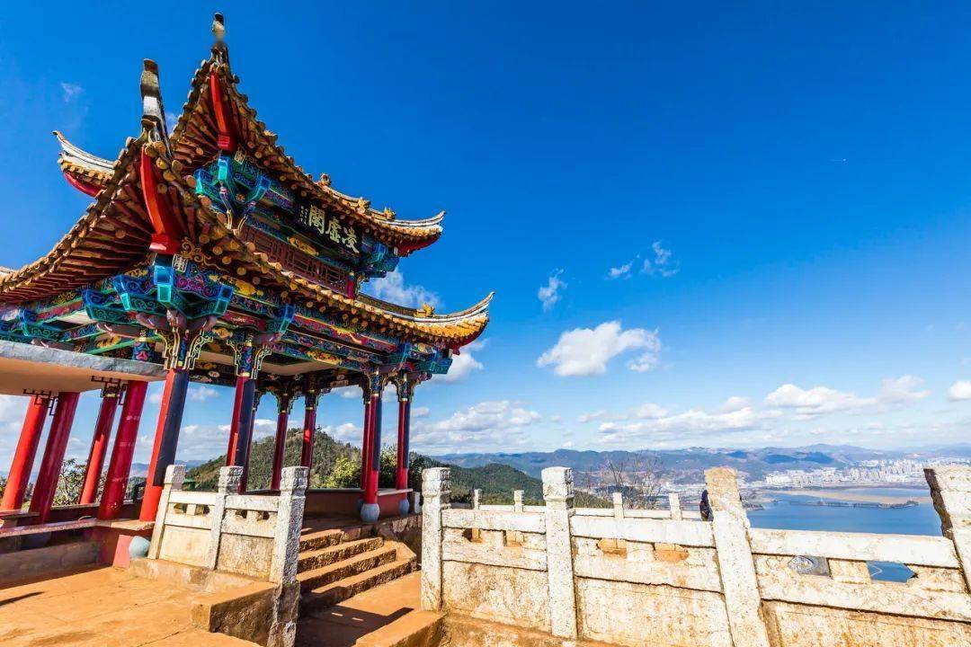 昆明打卡|走!一起到西山俯瞰"滇池"去!在山间徒步,开启夏日治愈之旅!