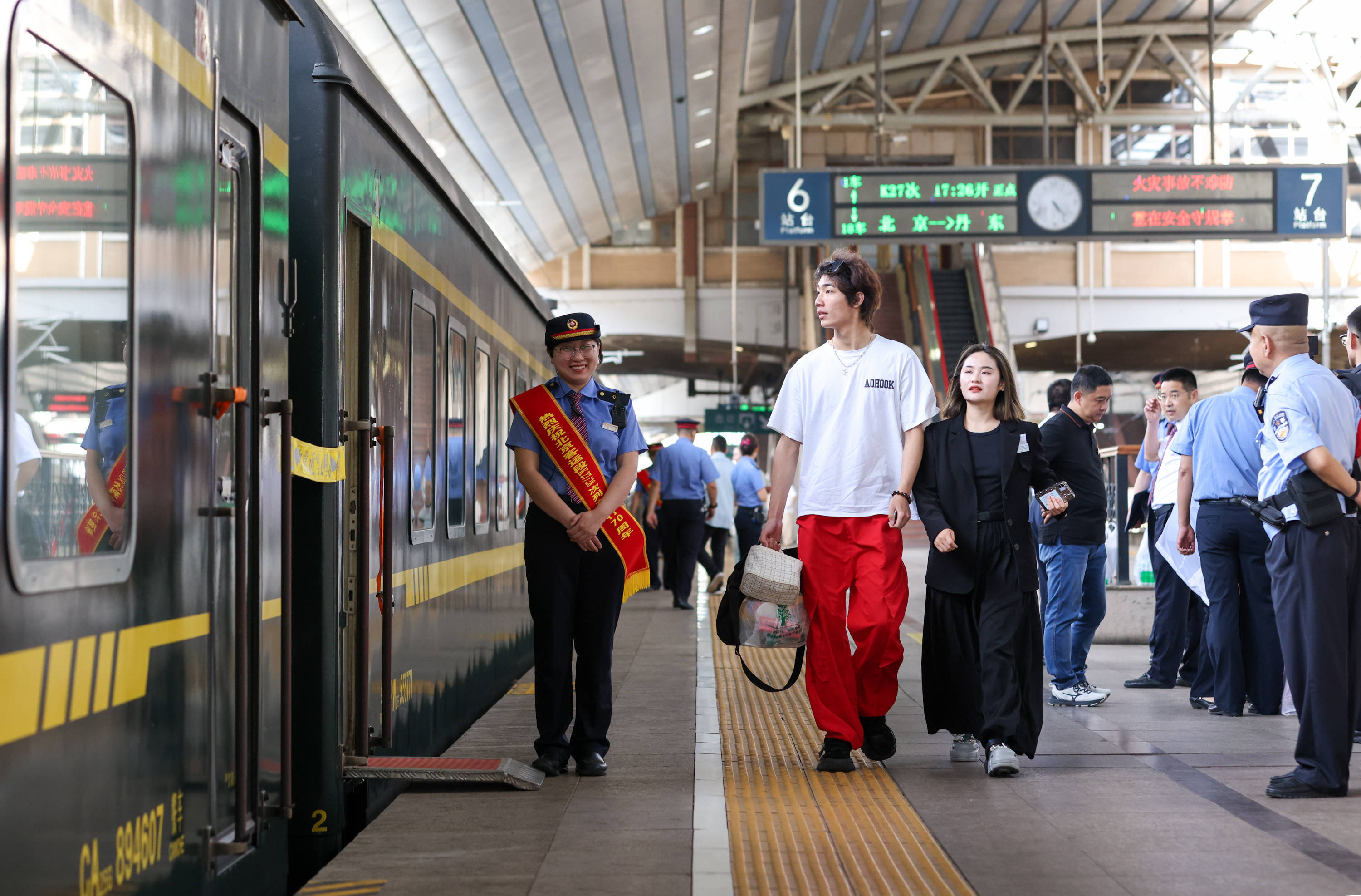 中朝联运列车开行70周年 服务"上新"护航旅客出行