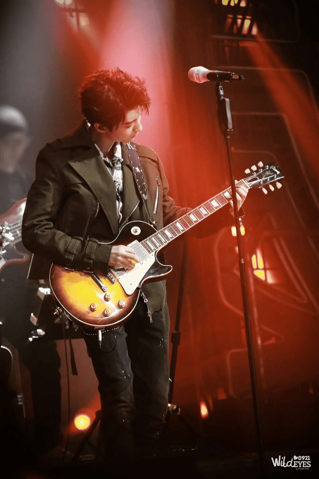 当王俊凯遇上天王周杰伦:这场顶流合作让粉丝狂热度破表!