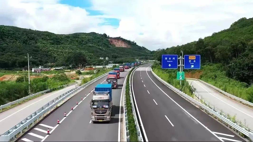 临沧:快递物流加持农产品"出村进城" 乡村振兴更有动能